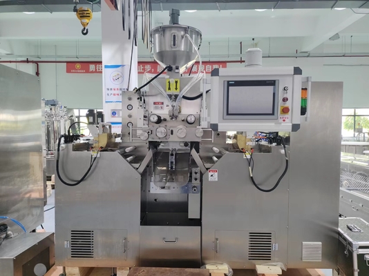 10 zanurzeń każda strona serwo sterowania Soft Capsule Machine z 5,5 kW zużycia energii